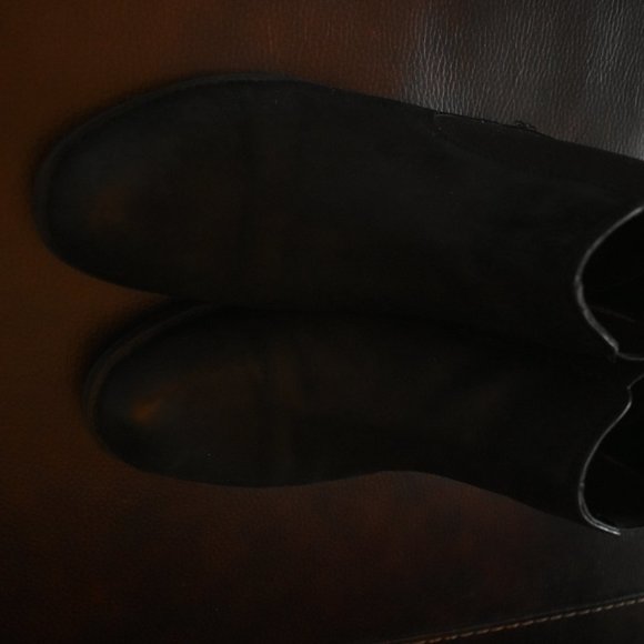 Black Boots (SOLD) - Picture 2 of 4